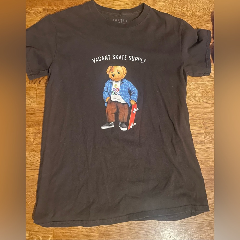 Men Small Pretty Vacant tee. Brown